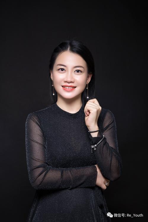 经雷_嘉实基金 刘美玲